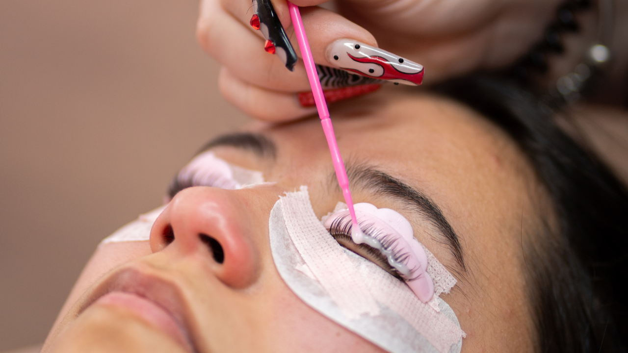 Beauty School Basics: Application of eyelash extensions in a beauty school setting.